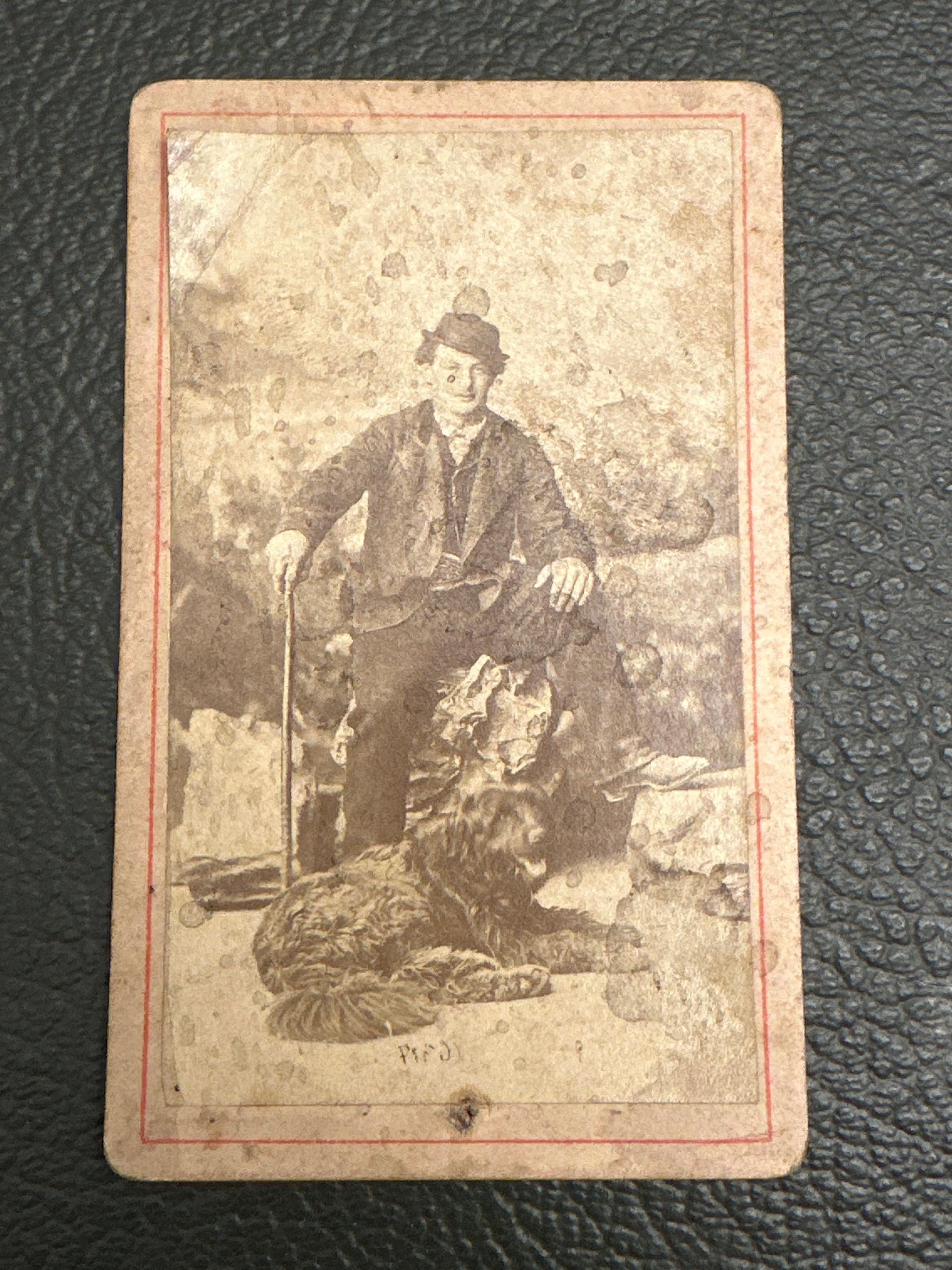 Antik CDV Foto Mann mit Hund um 1880 Salzburg