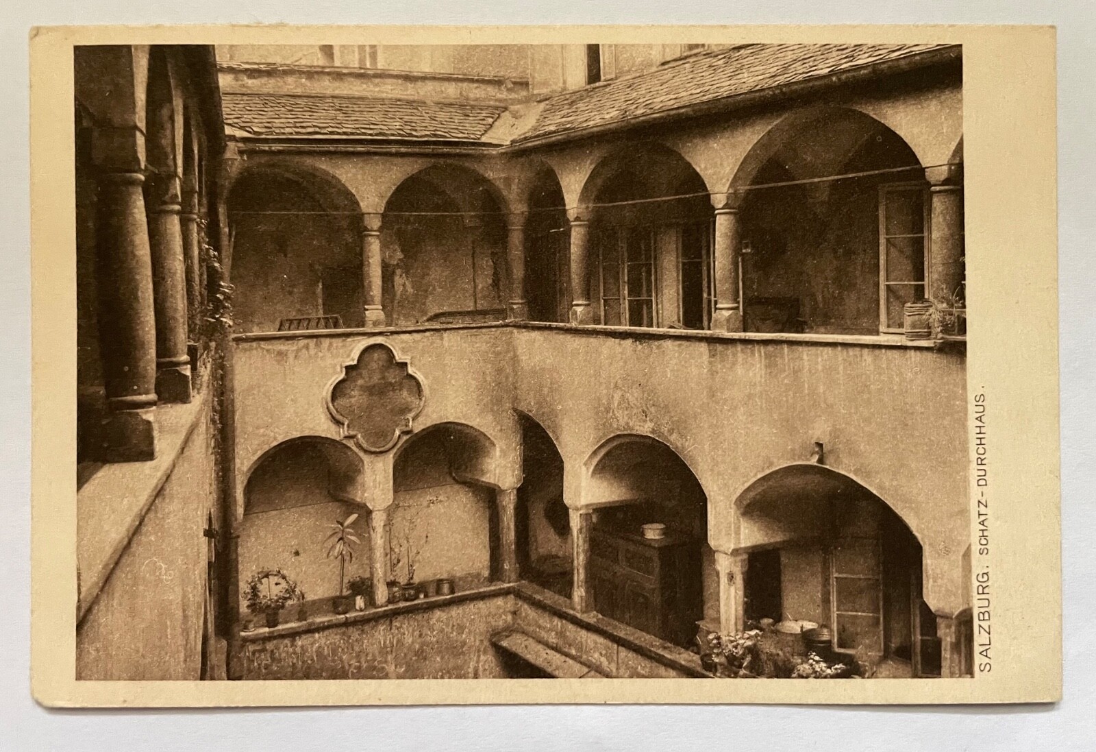 Salzburg Schatz-Durchhaus Haus Gebäude Café Schatz Stadt Österreich 8474 K TH
