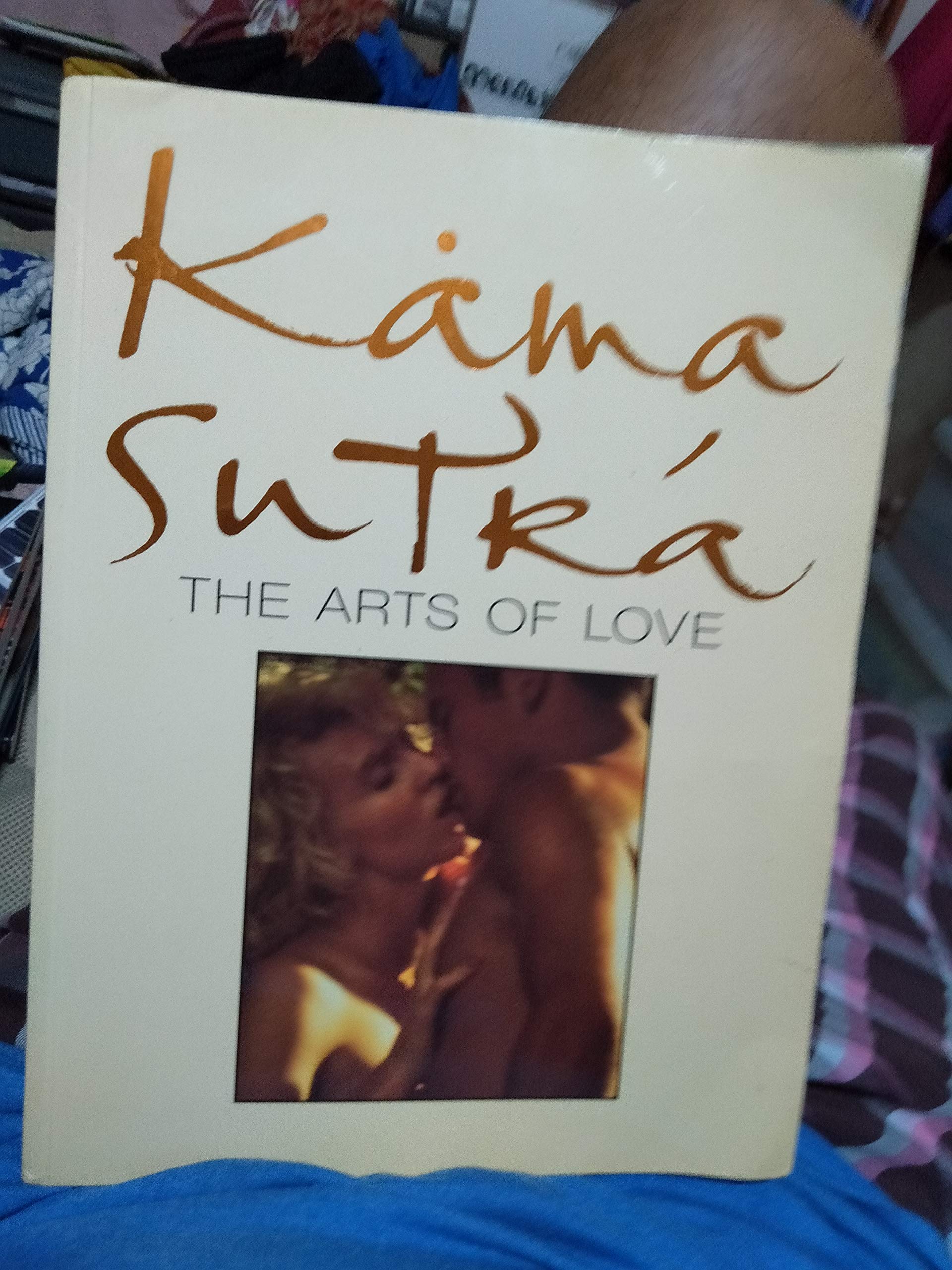 Kama Sutra: An Intimate Photographic Guide to the Arts of Love